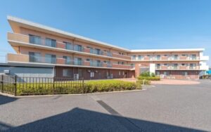 三鷹市にある介護付き有料老人ホームのイリーゼ三鷹深大寺です。