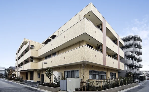 そんぽの家氷川台