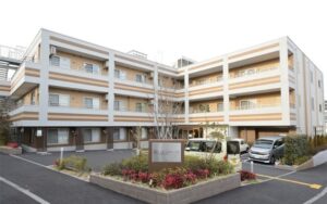台東区にある介護付き有料老人ホームのプレザングラン台東谷中です。
