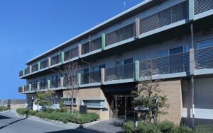 江戸川区にある介護付き有料老人ホームのプレザンメゾン葛西です。