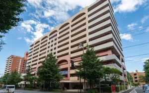 文京区にある介護付き有料老人ホームのクラーチ・エレガンタ本郷です。